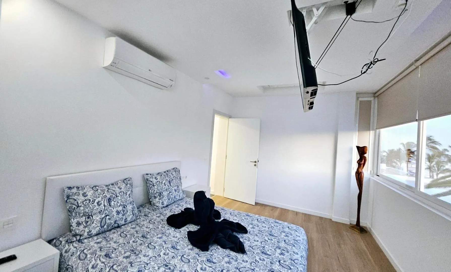 Villa Blue Moon Tias